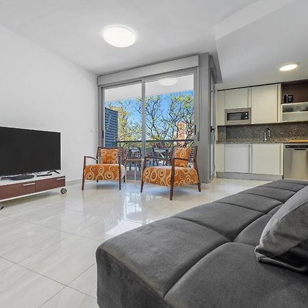 Hauzify I Apartament Mestral 坎布里尔斯 外观 照片