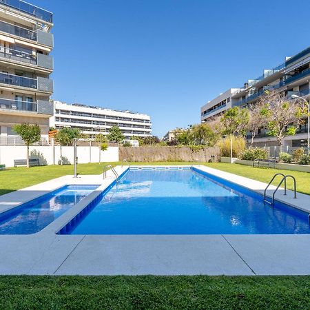 Hauzify I Apartament Mestral 坎布里尔斯 外观 照片